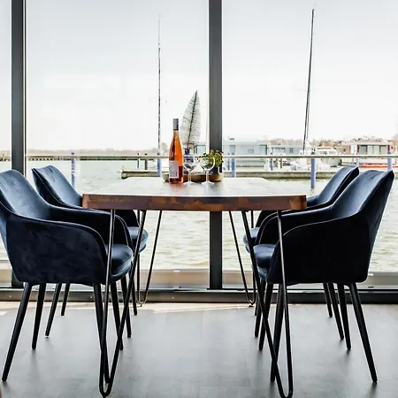 Hausboot Kuestennebel 2